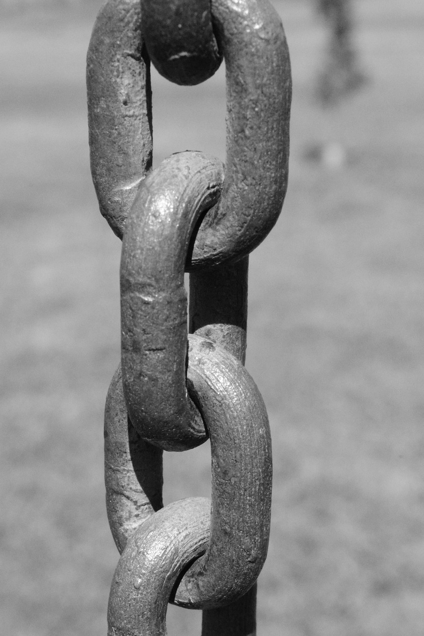 chain, metal, lift loads, construction work, technology, construction site, black, white, gray